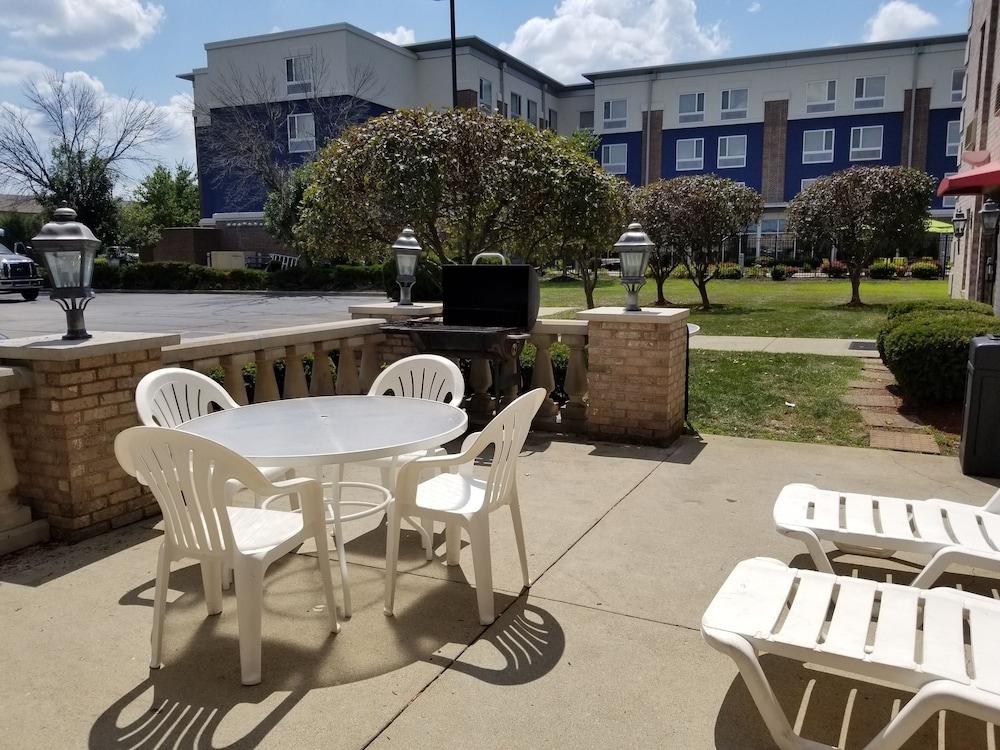 Baymont By Wyndham Plainfield/ Indianapolis Arpt Area Hotel Bagian luar foto