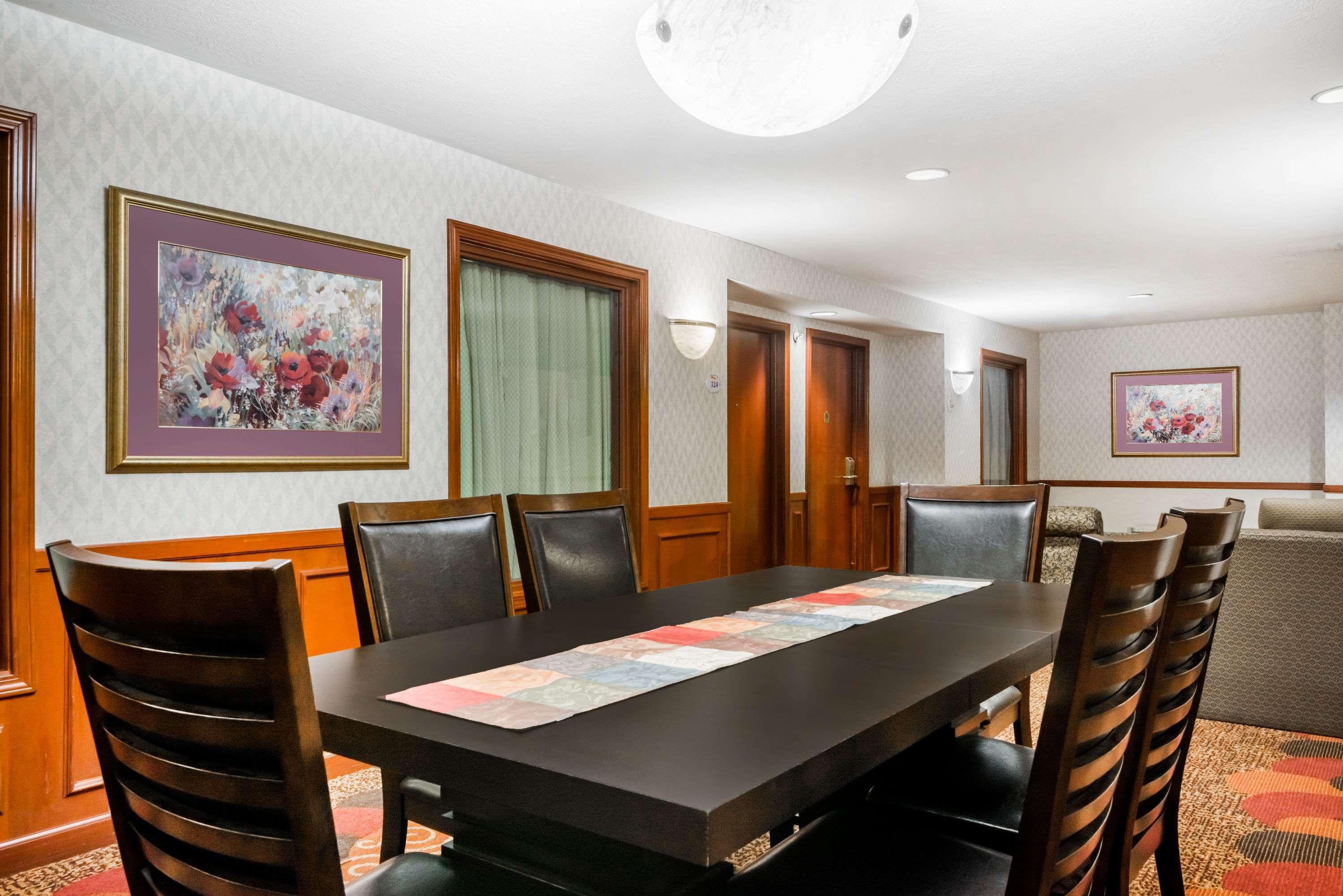 Baymont By Wyndham Plainfield/ Indianapolis Arpt Area Hotel Bagian luar foto